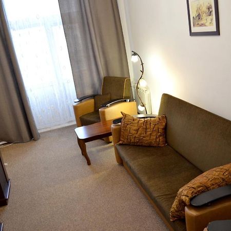Chapayev Apartments Kiev Eksteriør billede