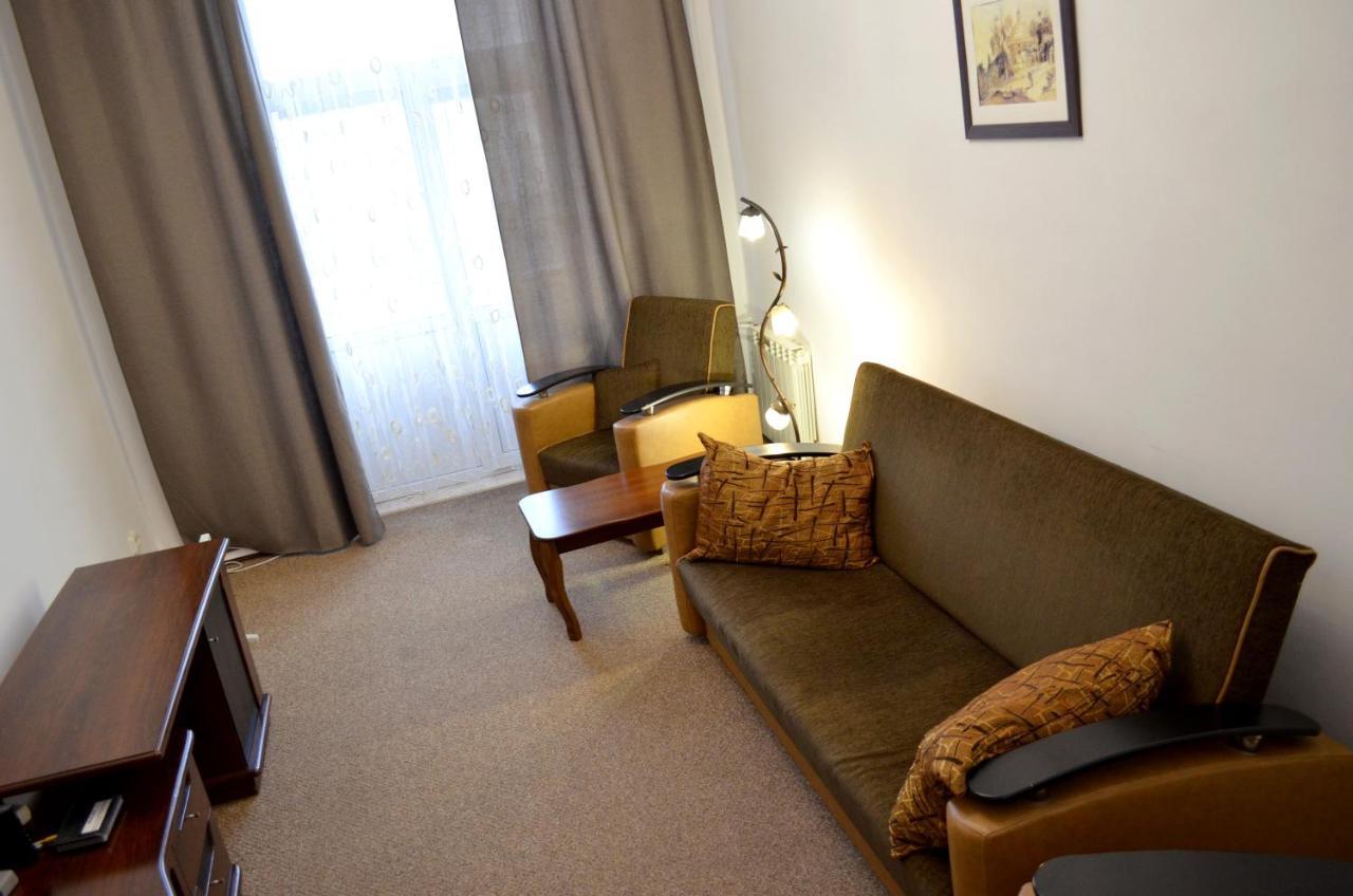 Chapayev Apartments Kiev Eksteriør billede
