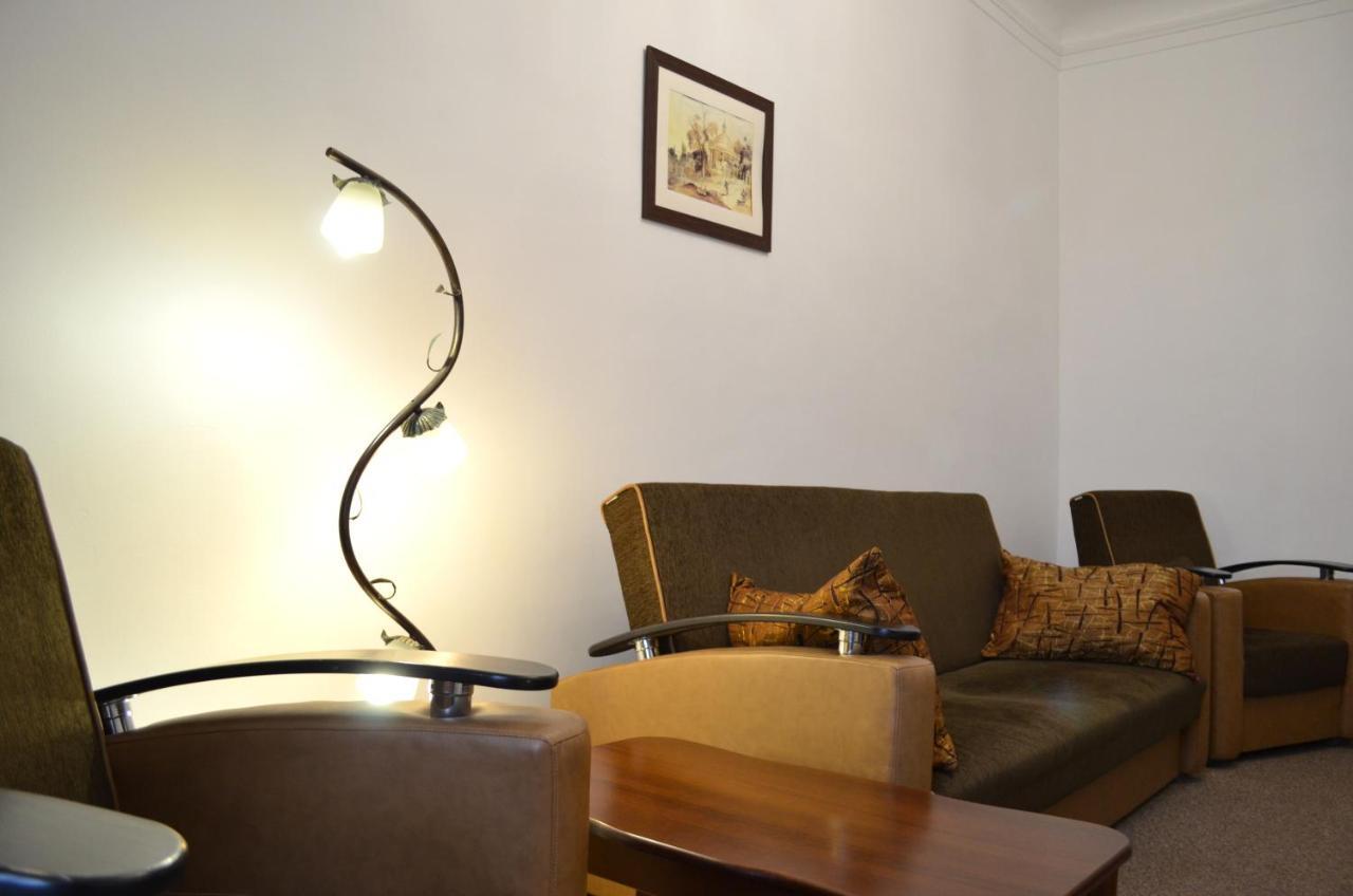 Chapayev Apartments Kiev Eksteriør billede